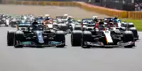 Lewis Hamilton (Mercedes) und Max Verstappen (Red Bull) beim Großen preis von Großbritannien der Formel 1 in Silverstone