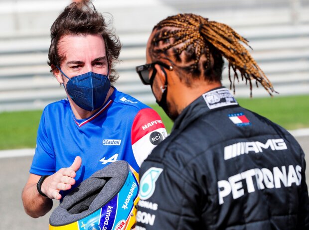 Titel-Bild zur News: Fernando Alonso, Lewis Hamilton
