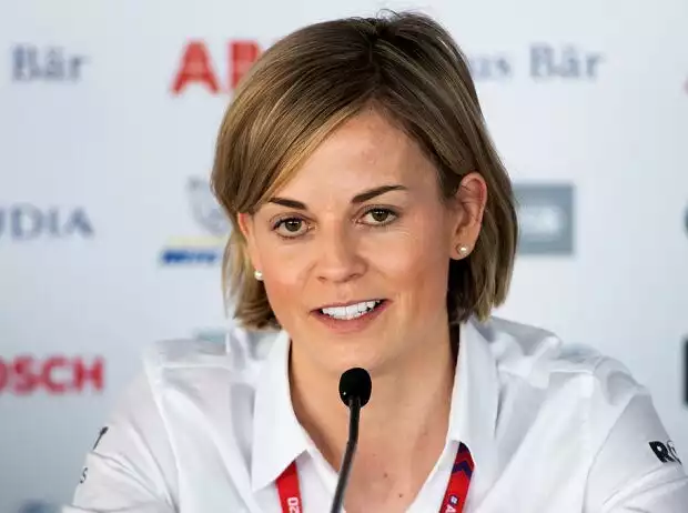 Venturi-Teamchefin Susie Wolff während einer Pressekonferenz der Formel E Titel-Bild zur News: Venturi-Teamchefin Susie Wolff während einer Pressekonferenz der Formel E