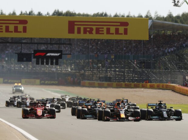 Titel-Bild zur News: Max Verstappen, Lewis Hamilton, Valtteri Bottas, Charles Leclerc