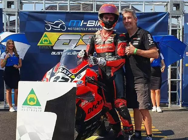 Troy Bayliss; Oli Bayliss Titel-Bild zur News: Troy Bayliss; Oli Bayliss