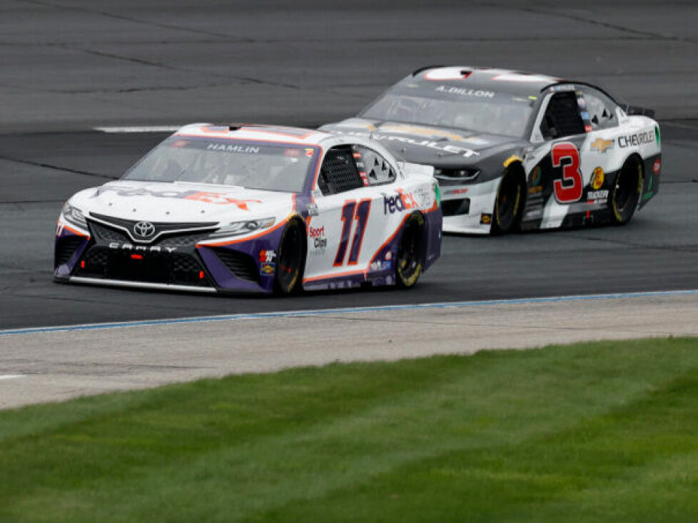 Austin Dillon, Denny Hamlin