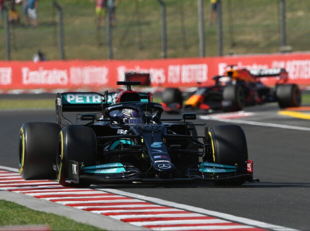 Titel-Bild zur News: Lewis Hamilton (Mercedes) im Freien Training der Formel 1 2021 in Budapest (Ungarn)