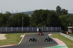 Valtteri Bottas (Mercedes), Lewis Hamilton (Mercedes) und Carlos Sainz (Ferrari) 