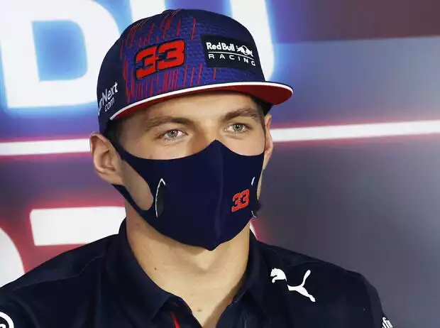 Max Verstappen (Red Bull) in der Donnerstags-Pressekonferenz beim Grand Prix von Ungarn am Hungaroring bei Budapest 2021 Titel-Bild zur News: Max Verstappen (Red Bull) in der Donnerstags-Pressekonferenz beim Grand Prix von Ungarn am Hungaroring bei Budapest 2021
