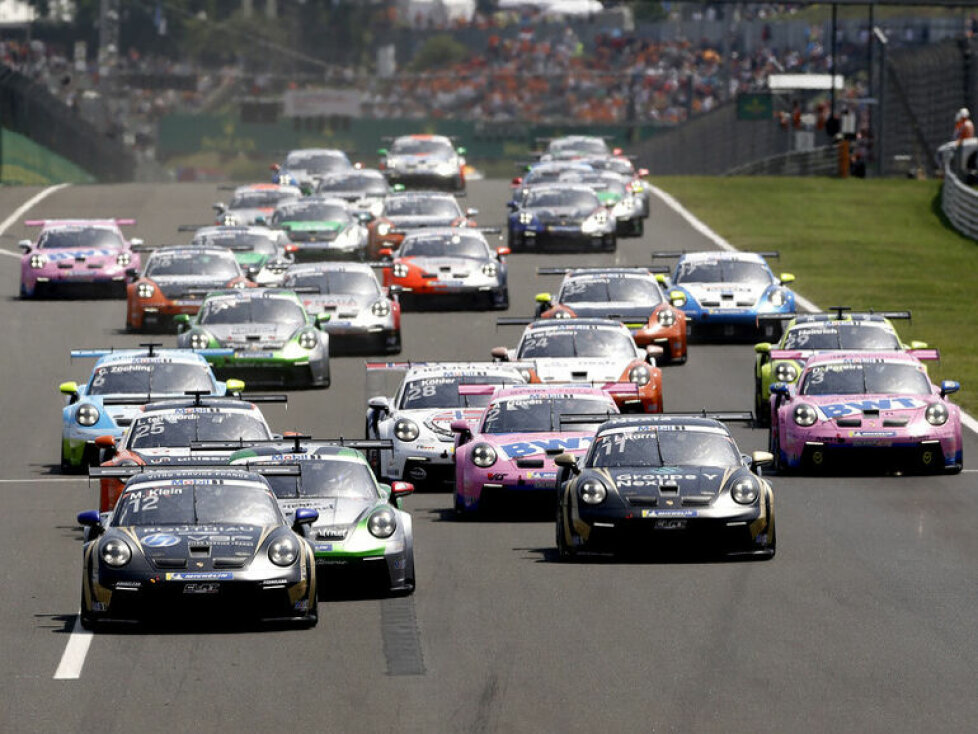 Start des Porsche-Supercup 2021 auf dem Hungaroring bei Budapest