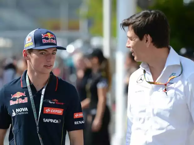 Max Verstappen, Toto Wolff Titel-Bild zur News: Max Verstappen, Toto Wolff