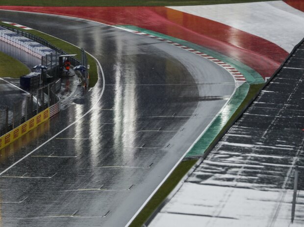 Regen am Red-Bull-Ring in Spielberg Regen am Red-Bull-Ring in Spielberg