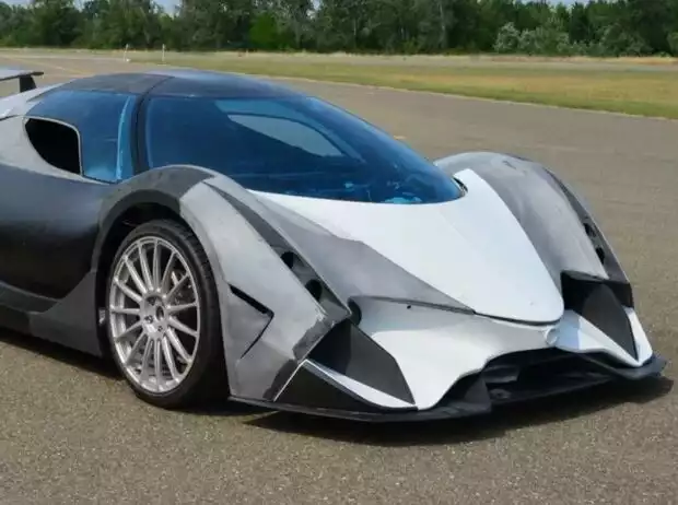 Devel Sixteen Prototyp Titel-Bild zur News: Devel Sixteen Prototyp