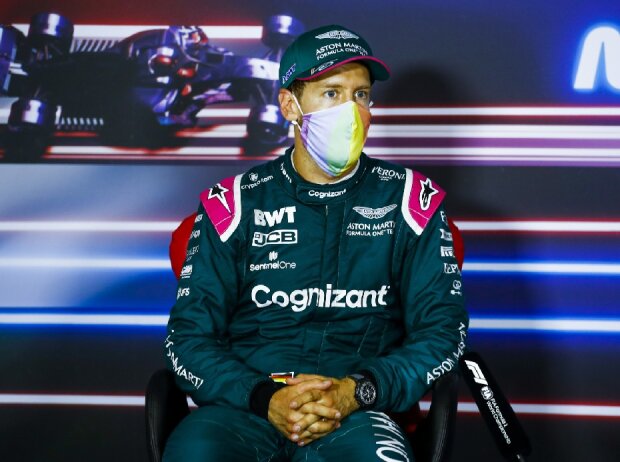 Sebastian Vettel (Aston Martin) nach dem Großen Preis von Ungarn der Formel 1 in Budapest