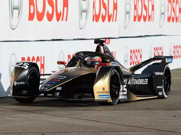 Jean-Eric Vergne in DS-Techeetah beim Training der Formel E 2021 in Berlin Titel-Bild zur News: Jean-Eric Vergne in DS-Techeetah beim Training der Formel E 2021 in Berlin