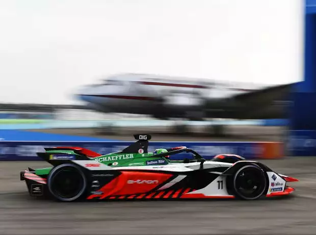 Lucas di Grassi beim E-Prix von Berlin der Formel E 2021 Titel-Bild zur News: Lucas di Grassi beim E-Prix von Berlin der Formel E 2021