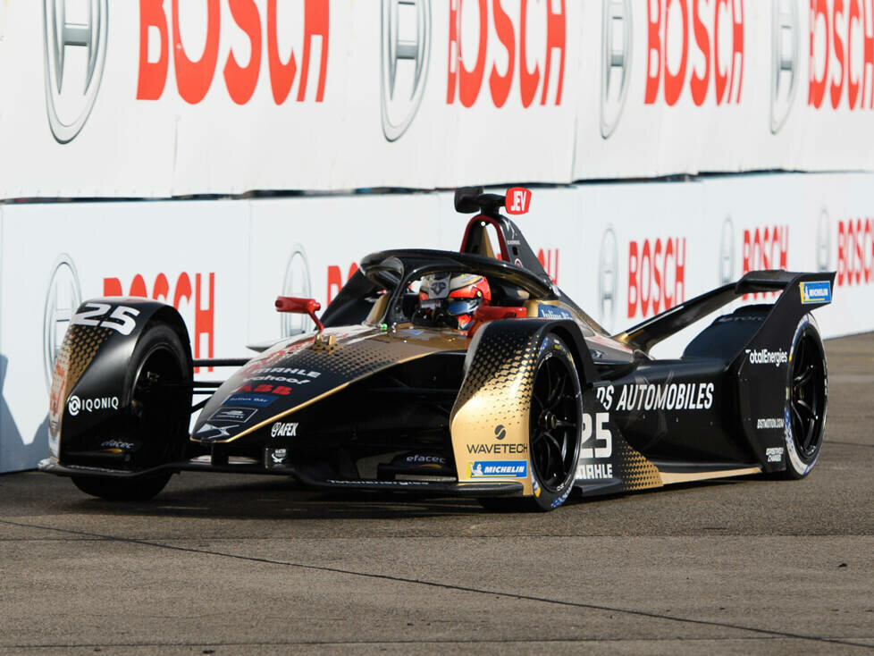 Jean-Eric Vergne in DS-Techeetah beim Training der Formel E 2021 in Berlin