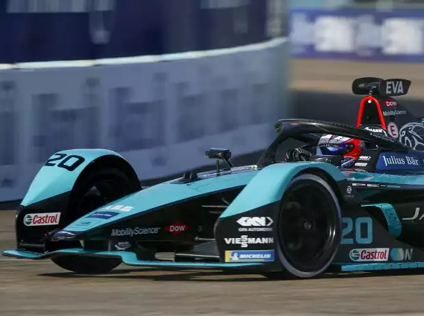 Mitch Evans im Formel-E-Auto von Jaguar beim E-Prix von Berlin 2021 Titel-Bild zur News: Mitch Evans im Formel-E-Auto von Jaguar beim E-Prix von Berlin 2021