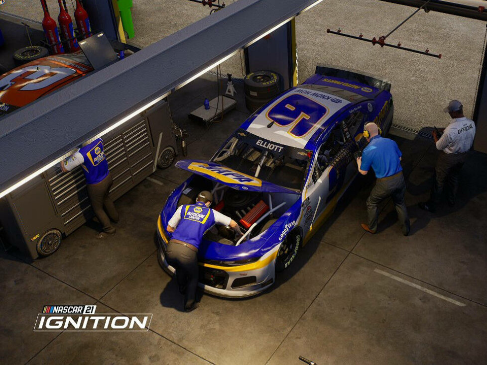 NASCAR 21