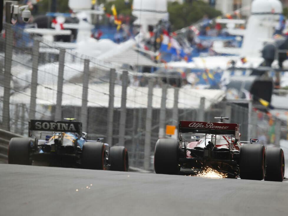 Nicholas Latifi, Kimi Räikkönen