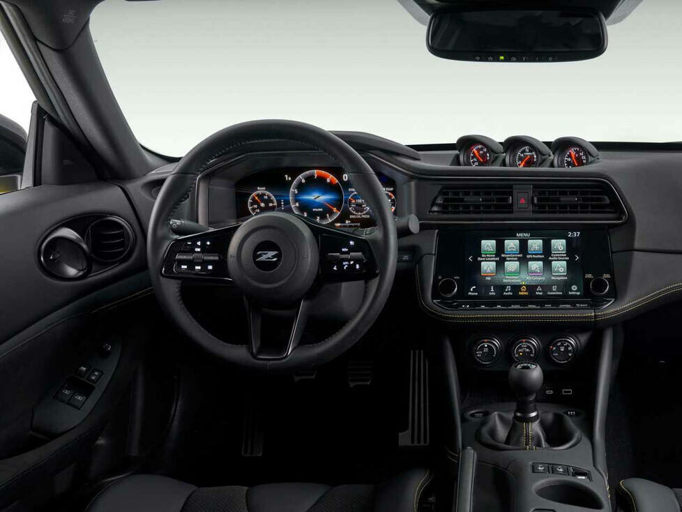 Blick ins Cockpit des Nissan Z