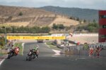 Jonathan Rea hinter Scott Redding