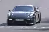 Bild zum Inhalt: Porsche 718 Cayman GT4 RS bei Tests am Nürburgring erwischt