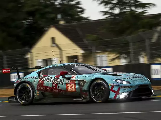Aston Martin Vantage des Teams TF Sport bei den 24 Stunden von Le Mans 2021 Titel-Bild zur News: Aston Martin Vantage des Teams TF Sport bei den 24 Stunden von Le Mans 2021