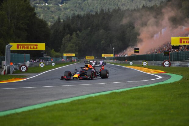 Max Verstappen Kimi Räikkönen Red Bull Red Bull F1 ~Max Verstappen (Red Bull) und Kimi Räikkönen (Alfa Romeo) ~ Max Verstappen Kimi Räikkönen Red Bull Red Bull F1 ~Max Verstappen (Red Bull) und Kimi Räikkönen (Alfa Romeo) ~