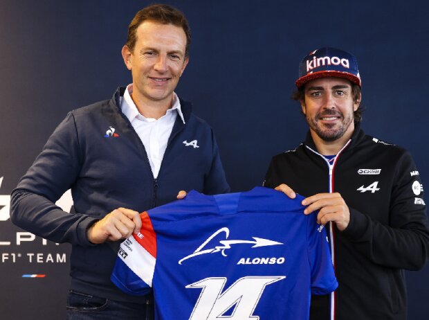 Titel-Bild zur News: Alpine-Geschäftsführer Laurent Rossi und Fernando Alonso