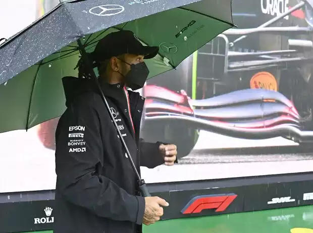 Lewis Hamilton (Mercedes) im Regen von Spa-Francorchamps Titel-Bild zur News: Lewis Hamilton (Mercedes) im Regen von Spa-Francorchamps