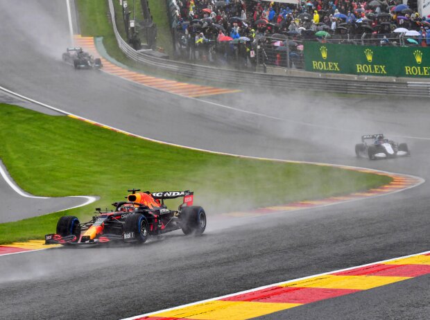 Max Verstappen, George Russell Max Verstappen, George Russell