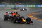 Max Verstappen (Red Bull), George Russell (Williams) und Lewis Hamilton (Mercedes) 