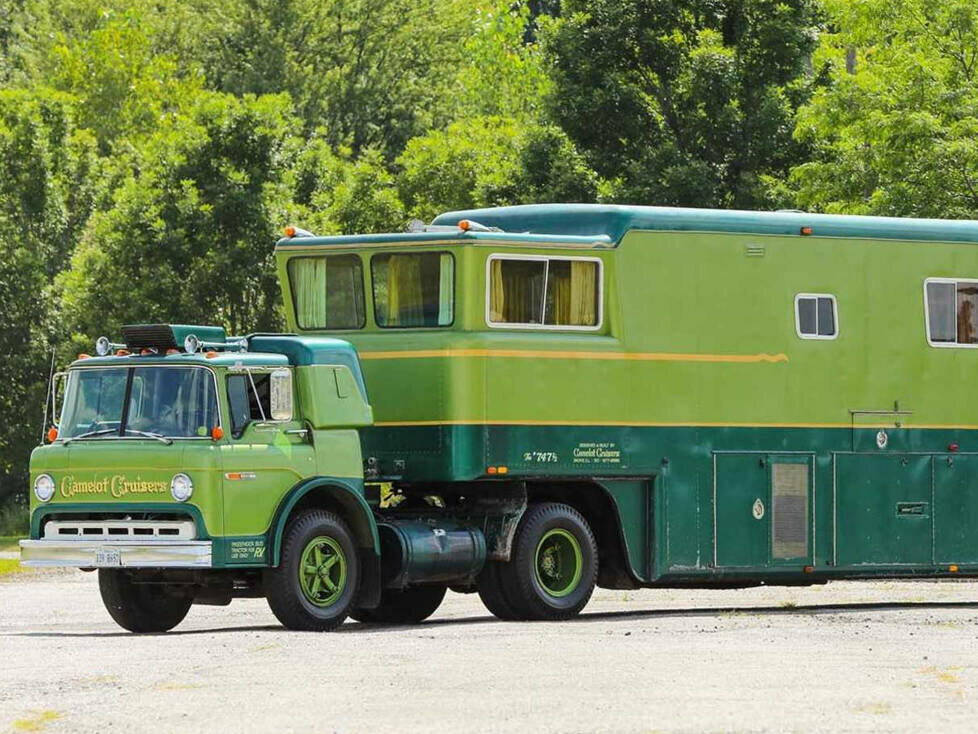 1974 Ford C750 "Camelot Cruiser"