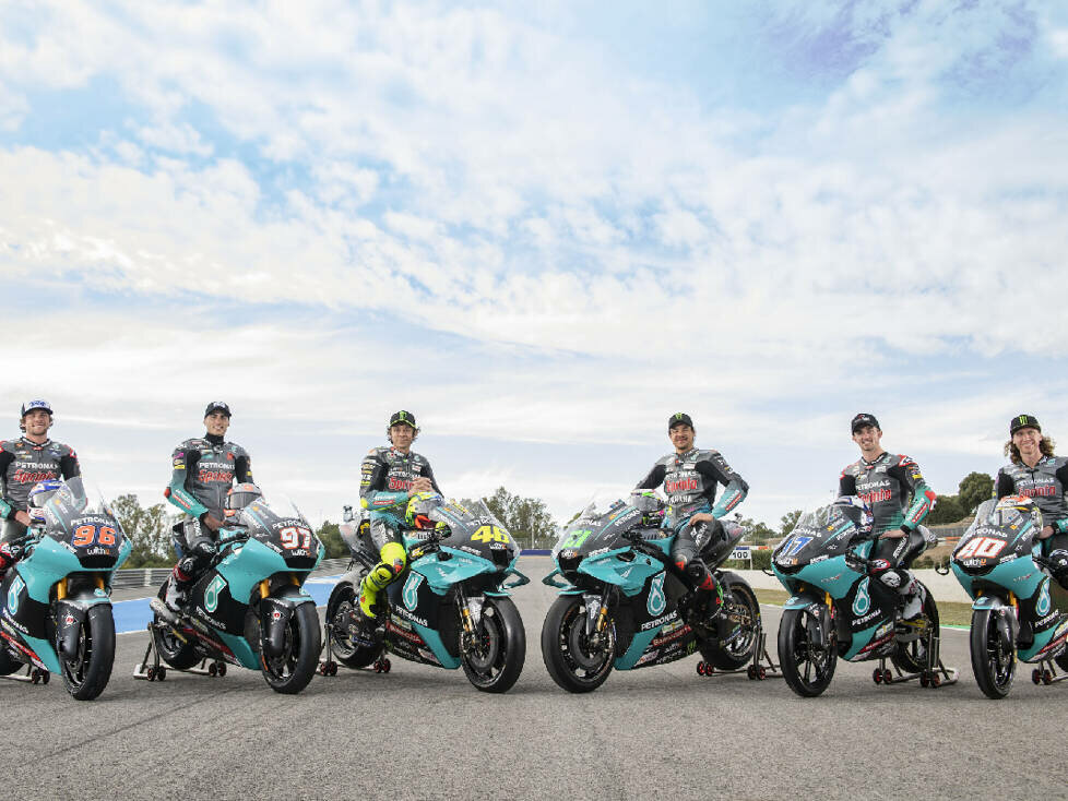 Gruppenfoto: Die Petronas-Teams der Saison 2021 in den WM-Klassen MotoGP, Moto2, Moto3