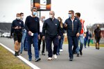 FIA-Rennleiter Michael Masi und Safety-Car-Fahrer Bernd Mayländer