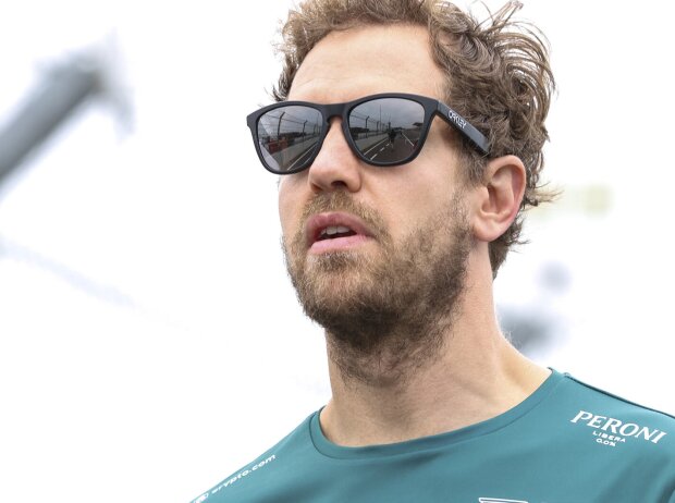 Sebastian Vettel beim Trackwalk vor dem Grand Prix der Niederlande in Zandvoort 2021 Sebastian Vettel beim Trackwalk vor dem Grand Prix der Niederlande in Zandvoort 2021