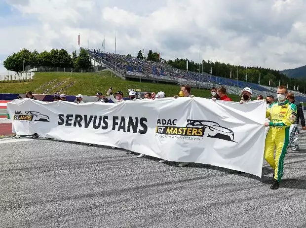 ADAC GT Masters, Fans, Plakat Titel-Bild zur News: ADAC GT Masters, Fans, Plakat