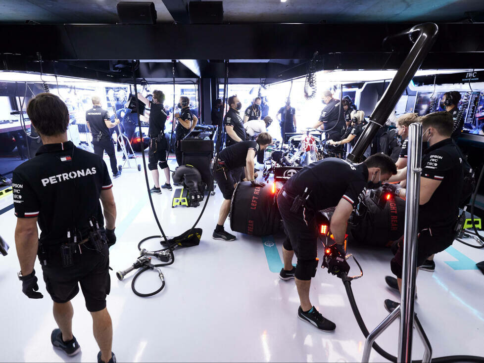 Mercedes-Garage