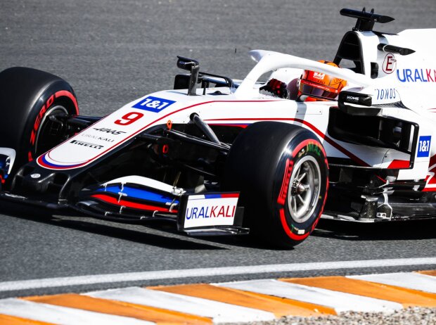 Titel-Bild zur News: Nikita Masepin im Haas VF-21 beim Grand Prix der Niederlande der Formel 1 2021 in Zandvoort