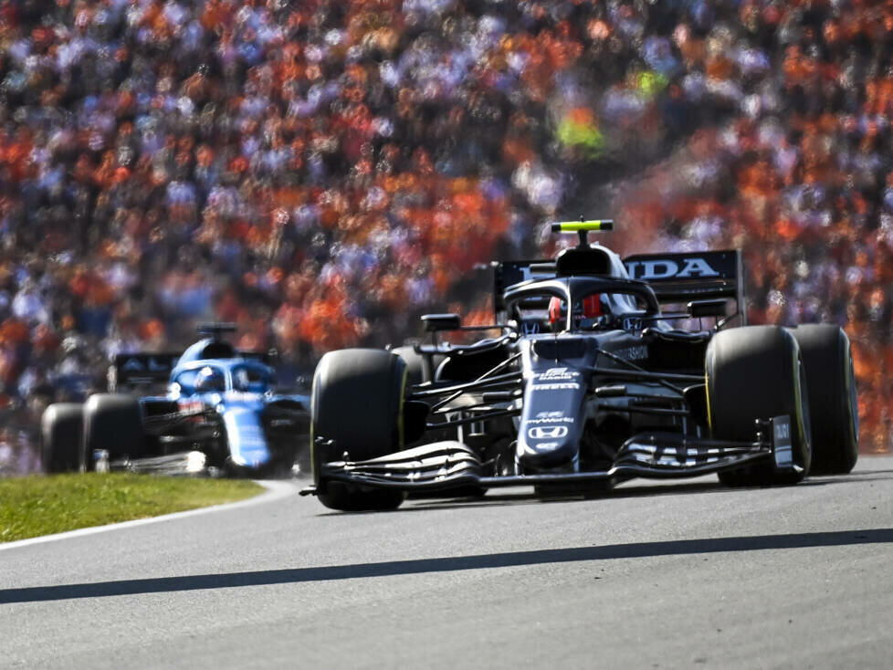 Pierre Gasly, Fernando Alonso