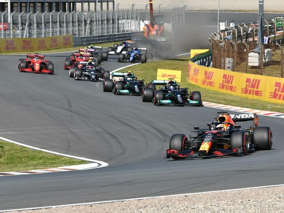 Max Verstappen, Lewis Hamilton, Valtteri Bottas, Pierre Gasly, Charles Leclerc