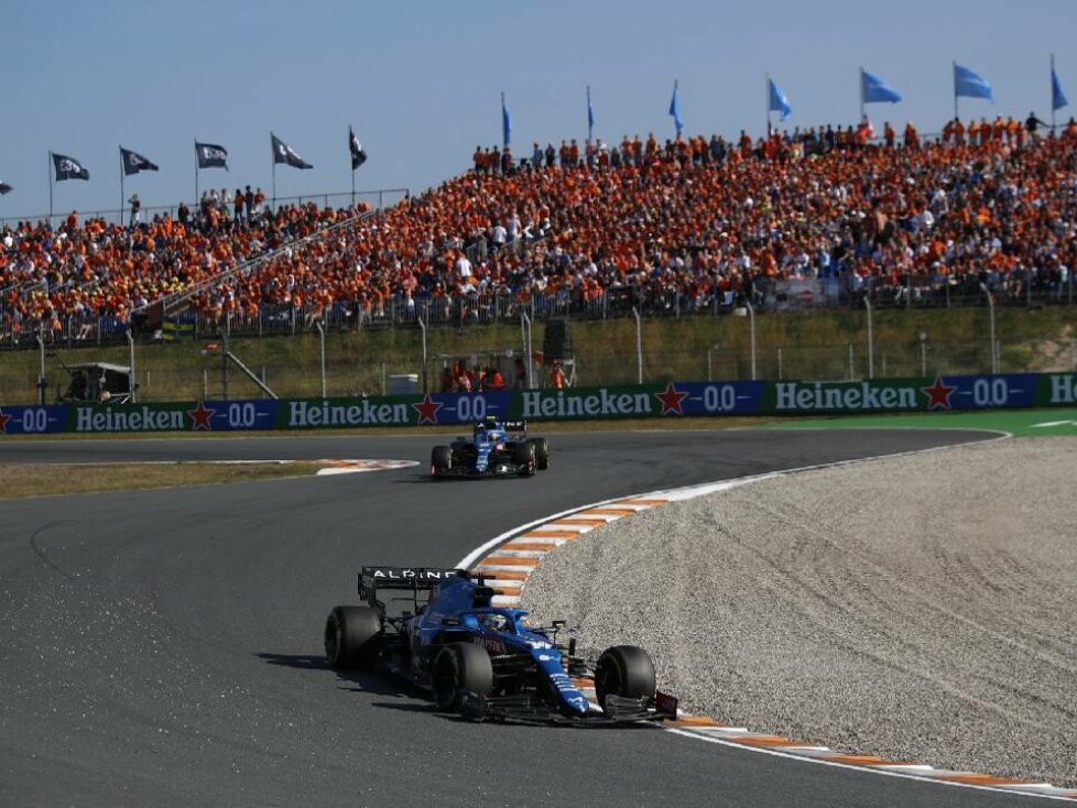 Esteban Ocon, Fernando Alonso