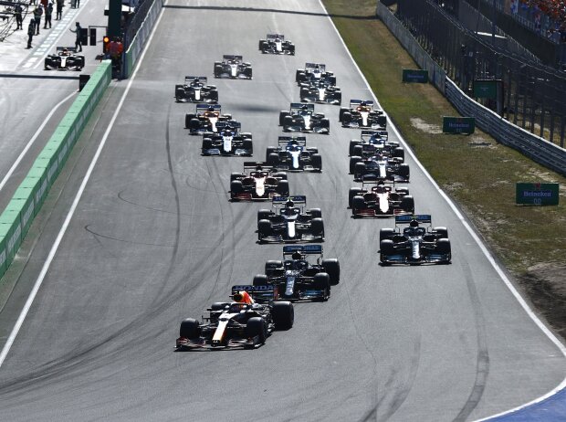 Titel-Bild zur News: Max Verstappen, Lewis Hamilton, Valtteri Bottas, Pierre Gasly, Charles Leclerc