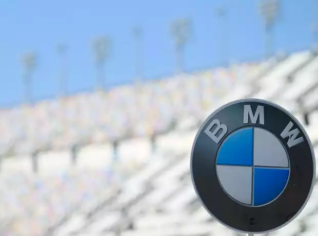 BMW-Logo in Daytona Titel-Bild zur News: BMW-Logo in Daytona
