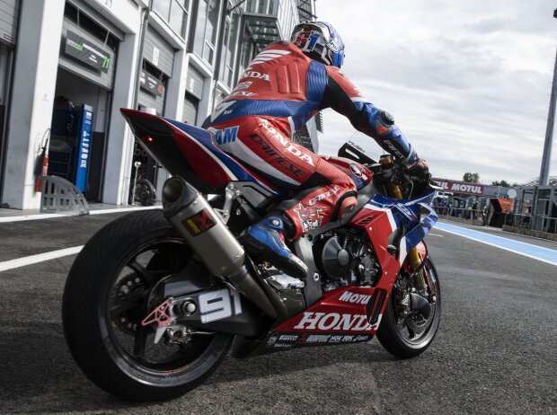 Leon Haslam Leon Haslam