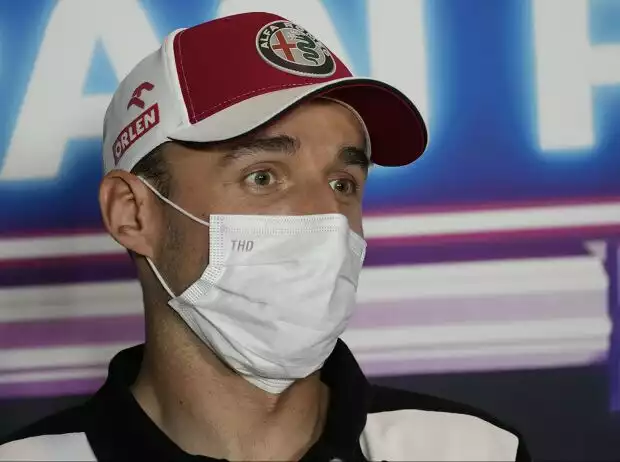 Robert Kubica (Alfa Romeo) in der Pressekonferenz vor dem Formel-1-Rennen von Italien in Monza 2021 Titel-Bild zur News: Robert Kubica (Alfa Romeo) in der Pressekonferenz vor dem Formel-1-Rennen von Italien in Monza 2021