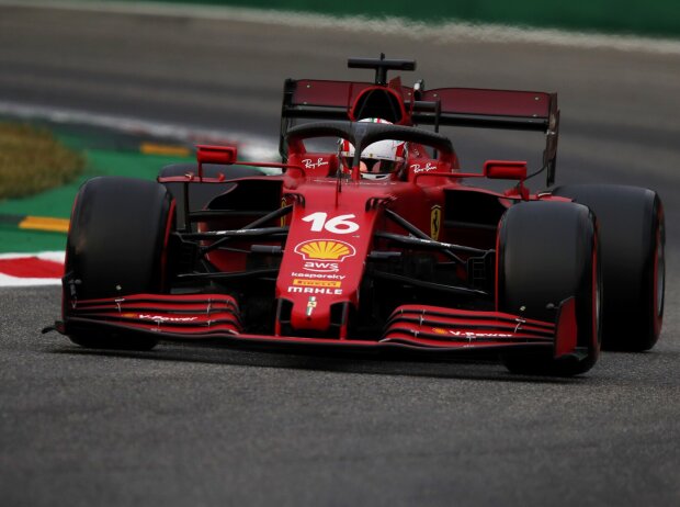Titel-Bild zur News: Charles Leclerc im Ferrari SF21 in Monza