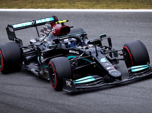 Valtteri Bottas im Mercedes W12 im Training zum Grand Prix von Italien der Formel 1 2021 in Monza