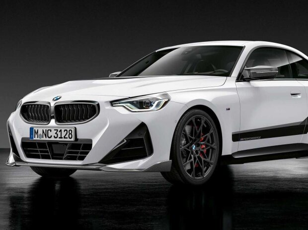 Titel-Bild zur News: BMW 2 Series Coupe M Performance Parts