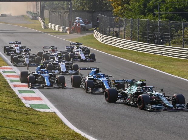 Titel-Bild zur News: Szene aus dem Sprintqualifying der Formel 1 2021 beim Grand Prix von Italien in Monza