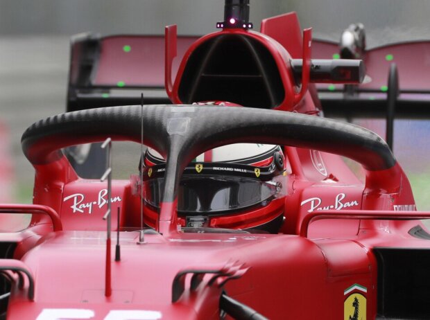 Der Cockpitschutz Halo am Ferrari SF21 von Carlos Sainz beim Grand Prix von Italien der Formel 1 2021 in Monza Der Cockpitschutz Halo am Ferrari SF21 von Carlos Sainz beim Grand Prix von Italien der Formel 1 2021 in Monza