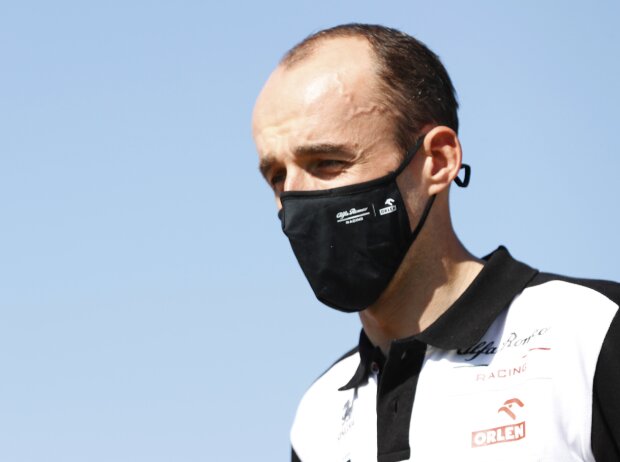 Robert Kubica (Alfa Romeo) bei den Testfahrten der Formel 1 in Barcelona 2021