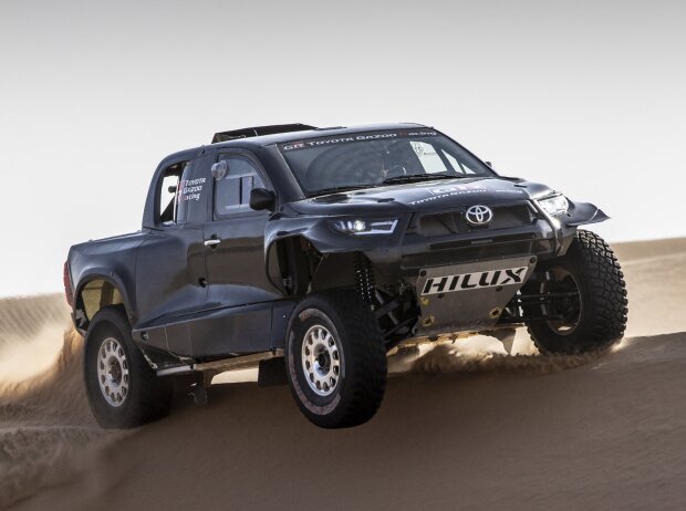 Der Toyota Hilux bekommt einen neuen V6-Motor